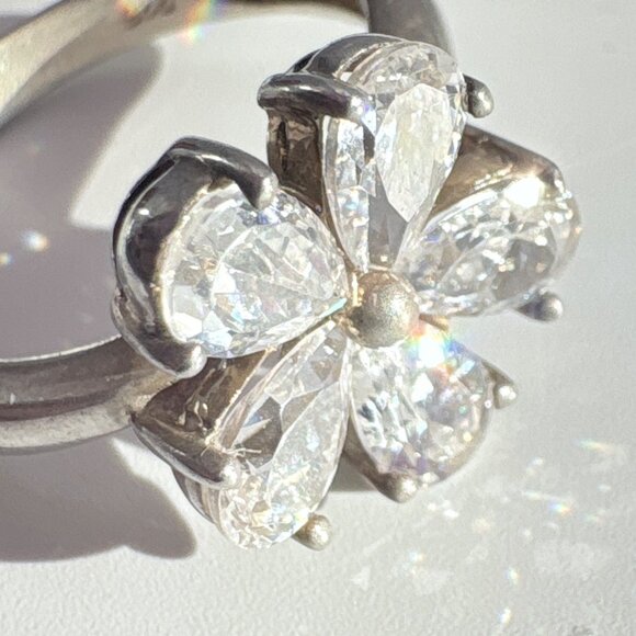 VTG Solid Sterling Silver 925 Cubic Zirconia Flower Statement Ring Size 8.25 - Picture 8 of 10